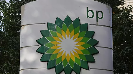 BP halts hiring new staff and puts break on renewable energy plans