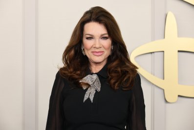 Lisa Vanderpump Is 'Broken-Hearted' Over Devastating Family Loss