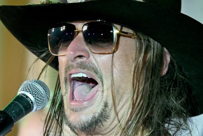 Kid Rock Issues Intense 8-Word Warning After Donald Trump Shooting