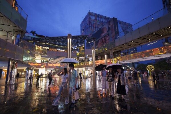 IMF’s economic view: Brighter outlook for China and India but tepid global growth