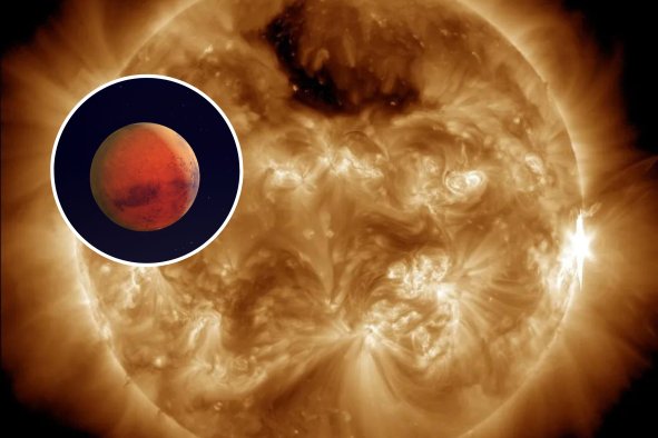 Auroras Expected Over Mars This Weekend After Solar Explosion