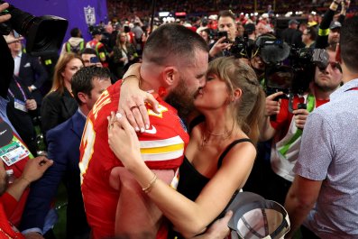 Travis Kelce and Taylor Swift's Sweet Moment After Gelsenkirchen Eras Tour Stop