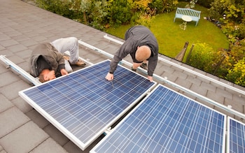 Solar panel installations drop 25pc as energy prices fall