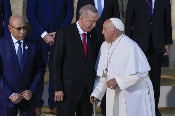 After Olympics, Turkey’s Erdogan seeks unity with Pope Francis against acts that mock sacred values