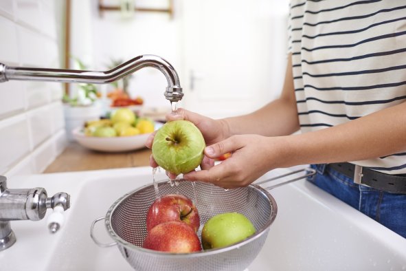 Fruit Warning As Pesticides Left Behind After Common Kitchen Prep