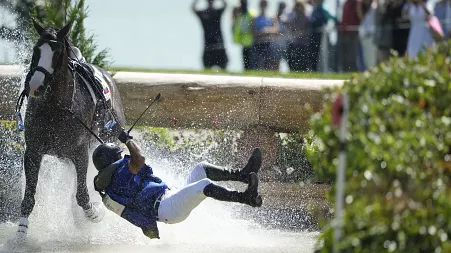 Equestrian world body looks to helmets and vests to keep riders safe