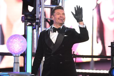 Ryan Seacrest and Vanna White Spin into a 'New Era' on 'Wheel of Fortune'