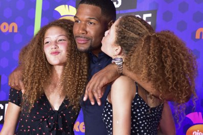 Michael Strahan's Daughter Isabella Returns to College After Cancer Battle