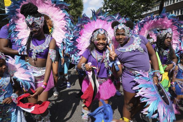 3 people stabbed during London’s Notting Hill Carnival, police say