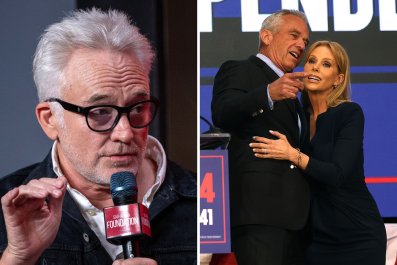 'West Wing' Star Bradley Whitford's Cheryl Hines, RFK Jr. Remarks Go Viral