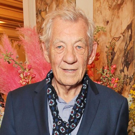 Ian McKellen 'Offered To Resign' From Iconic 'Lord of the Rings' Role