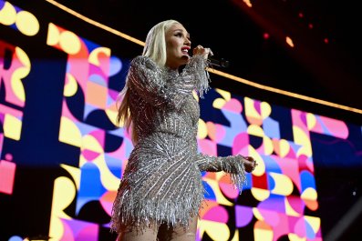 Gwen Stefani Fans Think They've Deciphered Her Cryptic Post