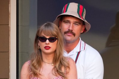 Taylor Swift 2002 U.S. Open Photo Resurfaces Amid Travis Kelce Appearance