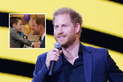 Prince Harry's Reaction to Hug From Child Praised