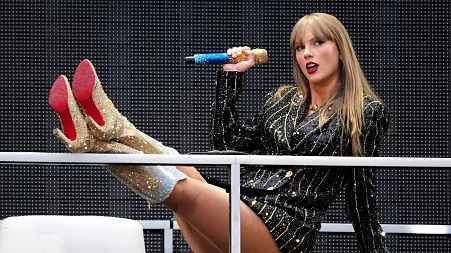 Everything you need to know about the MTV Video Music Awards: Will Taylor Swift make history?