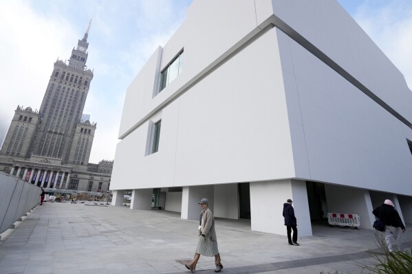 Warsaw opens a new modern art museum as it tries to leave Poland’s communist legacy behind