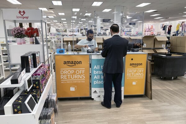 Many retailers offer ‘returnless refunds.’ Just don’t expect them to talk much about it